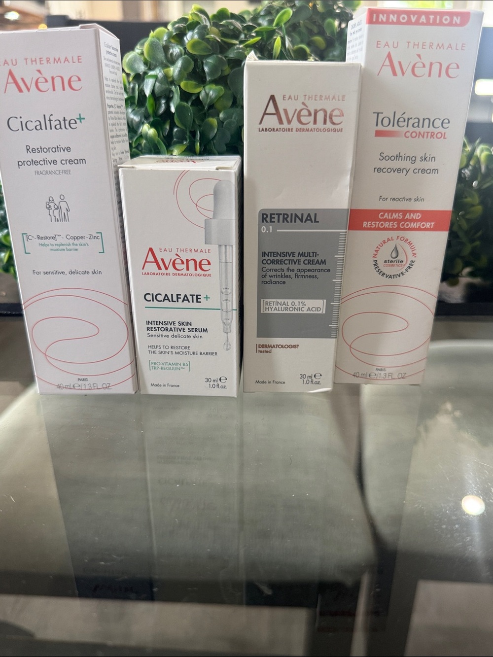 Avene Cicalfate+ & Tolerance Skincare Set Retrinal 4